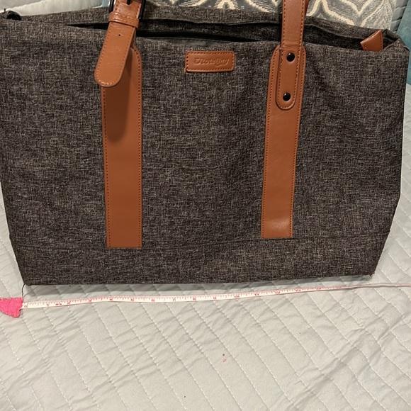 Utote Bag Gray and Tan Shoulder Laptop Bag - Picture 2 of 11